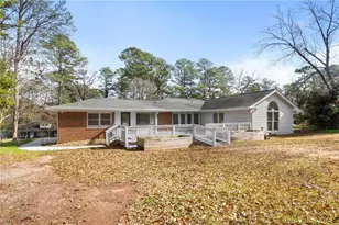 3088 Majestic Cir, Avondale Estates, GA 30002 - Photo 29