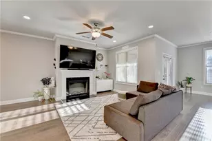 2230 Manor Pointe Dr, Cumming, GA 30041 - Photo 5