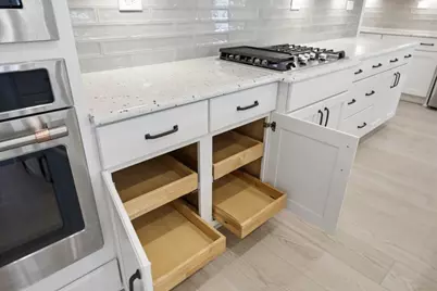 385 Huron Lane, Hoschton, GA 30548 - Photo 9