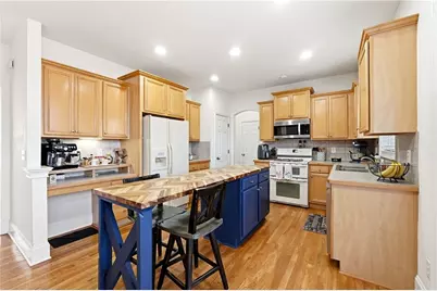 5745 Charleston Lane, Cumming, GA 30041 - Photo 7