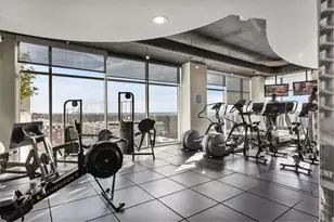 250 Pharr Rd NE, Atlanta, GA 30305 - Photo 29