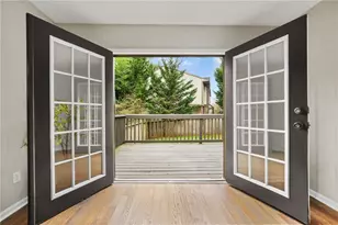 1017 Falling Valley Ct SE, Smyrna, GA 30080 - Photo 17