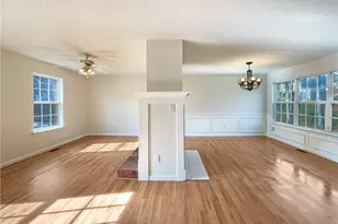 728 Guide Post Ln, Stone Mountain, GA 30088 - Photo 7