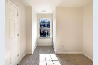 728 Guide Post Lane, Stone Mountain, GA 30088 - Photo 9