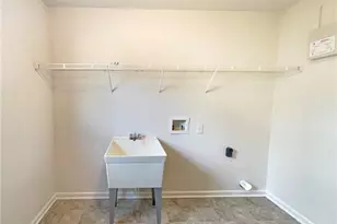 728 Guide Post Ln, Stone Mountain, GA 30088 - Photo 17