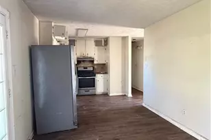 596 Lakeridge Cir SE, Conyers, GA 30094 - Photo 7