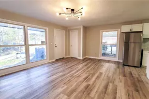 755 Fallview Dr, Forest Park, GA 30297 - Photo 3