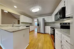 4385 Foxberry Run, Loganville, GA 30052 - Photo 3