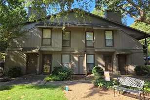 403 Cumberland Ct SE, Smyrna, GA 30080 - Photo 1