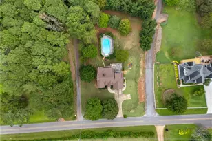 1350 Hendon Rd, Woodstock, GA 30188 - Photo 3