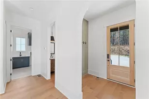 1090 Lupo Loop, Chattahoochee Hills, GA 30268 - Photo 5