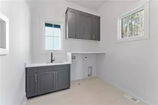 1090 Lupo Loop, Chattahoochee Hills, GA 30268 - Photo 7