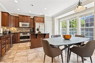 890 West Road, Atlanta, GA 30324 - Photo 19