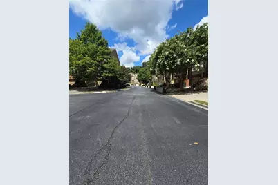 890 West Road, Atlanta, GA 30324 - Photo 45