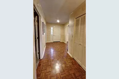 253 Newport Road SW, Lilburn, GA 30047 - Photo 5