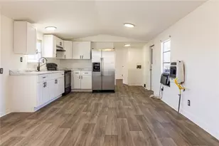 8 Kay Dr, Summerville, GA 30747 - Photo 5