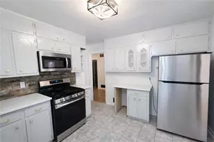 2875 Oldknow Dr NW, Atlanta, GA 30318 - Photo 11