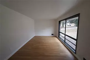 2875 Oldknow Dr NW, Atlanta, GA 30318 - Photo 3