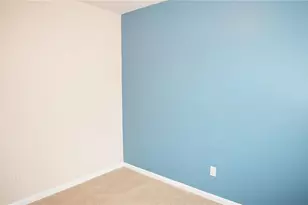 813 Blue Hill Ln, Atlanta, GA 30349 - Photo 27