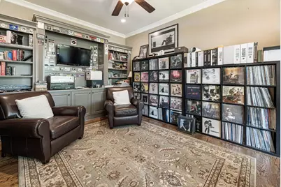 157 Lake Forrest Lane NE, Atlanta, GA 30342 - Photo 11