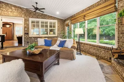 157 Lake Forrest Lane NE, Atlanta, GA 30342 - Photo 31