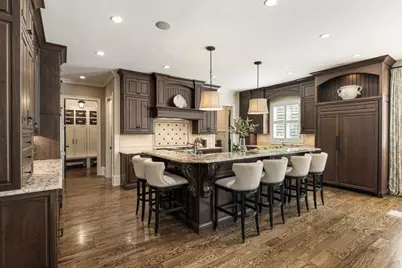 157 Lake Forrest Lane NE, Atlanta, GA 30342 - Photo 23