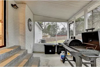 2136 Briarwood Court, Snellville, GA 30078 - Photo 37