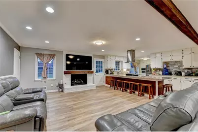 2136 Briarwood Court, Snellville, GA 30078 - Photo 9