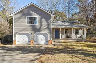 204 Groveland Dr, Peachtree City, GA 30269 - Photo 1