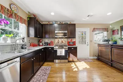 658 Sunstede Drive, Decatur, GA 30033 - Photo 15