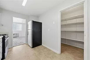 215 Piedmont Ave NE, Atlanta, GA 30308 - Photo 9