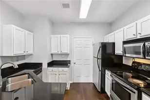 5641 Roswell Rd, Atlanta, GA 30342 - Photo 9