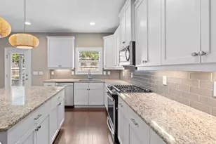 1063 Johnsons Grove, Atlanta, GA 30318 - Photo 9