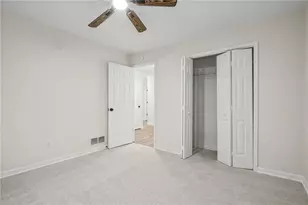 5464 Breathitt Dr SW, Lilburn, GA 30047 - Photo 23