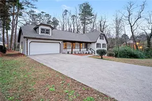 5464 Breathitt Dr SW, Lilburn, GA 30047 - Photo 3