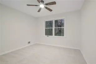 5464 Breathitt Dr SW, Lilburn, GA 30047 - Photo 21