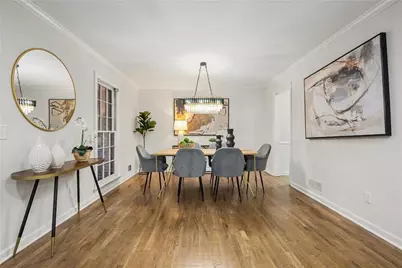 5464 Breathitt Drive SW, Lilburn, GA 30047 - Photo 9