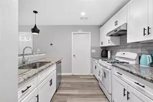 1056 Heathmoor Ct, Norcross, GA 30093 - Photo 11