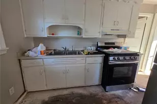 982 S Ponce De Leon Cir, Macon, GA 31206 - Photo 5