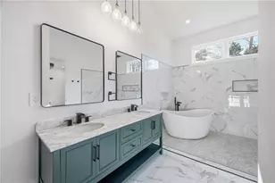 6465 Yacht Club Rd, Flowery Branch, GA 30542 - Photo 29