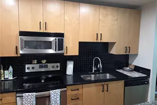 250 Pharr Rd NE, Atlanta, GA 30305 - Photo 15