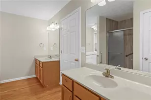 6236 Rock Port Dr, Flowery Branch, GA 30542 - Photo 17