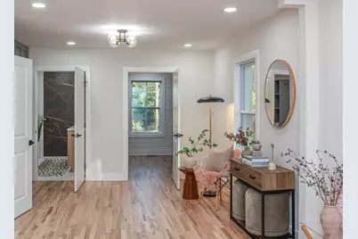 2566 Creekwood Terrace, Decatur, GA 30030 - Photo 23