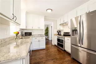 123 Lancelot Way, Lawrenceville, GA 30046 - Photo 9