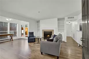 4550 Vinings Central Trace SE, Atlanta, GA 30339 - Photo 3