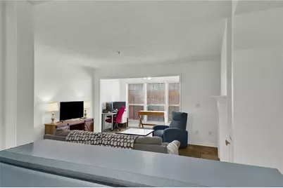 4550 Vinings Central Trace SE #64, Atlanta, GA 30339 - Photo 9