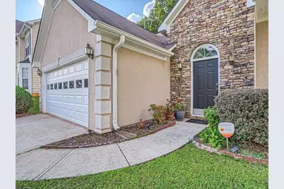 2817 Manor Glen Lane, Suwanee, GA 30024 - Photo 3