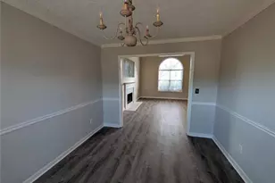 2817 Manor Glen Ln, Suwanee, GA 30024 - Photo 9