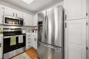 1021 McGill Park Ave NE, Atlanta, GA 30312 - Photo 9