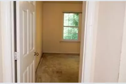 765 Crestwell Circle SW, Atlanta, GA 30331 - Photo 17